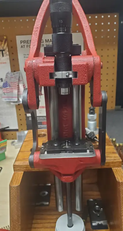 Press With Straight And Curved